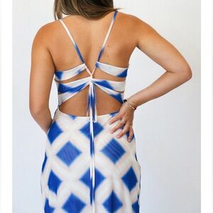 findmenowthelabel pink and blue maxi dress